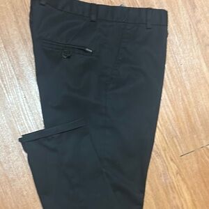 REDRUM BRAND!! Dark Navy Dress Pants with Tailored Fit Size 32 Stylish & Classy